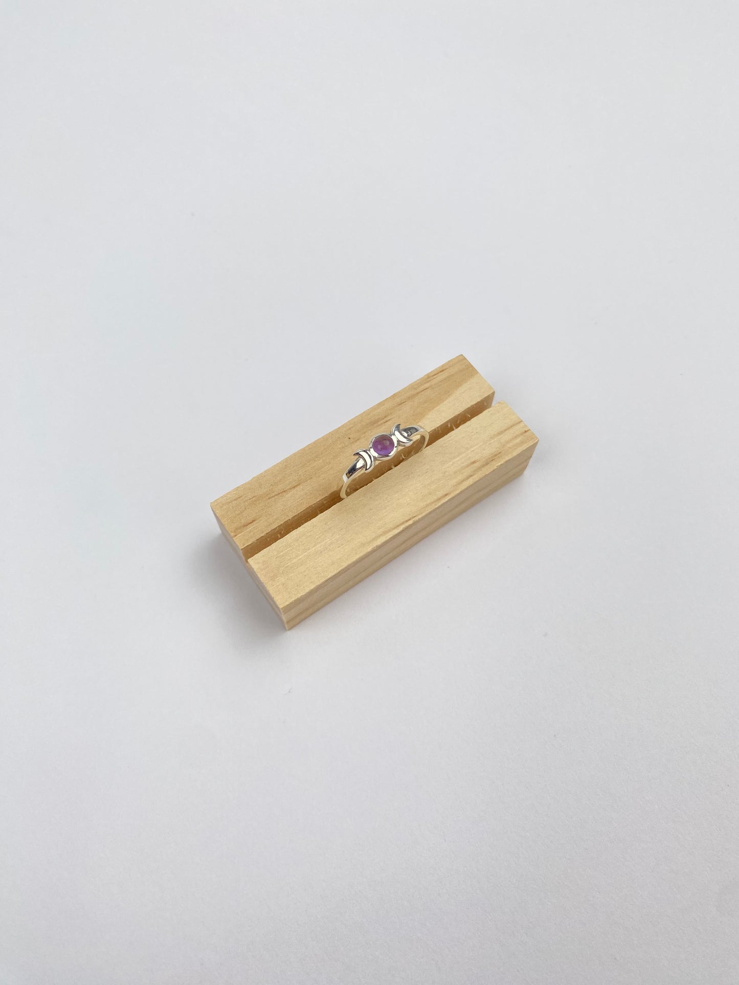 Lunula Ring - Amethyst