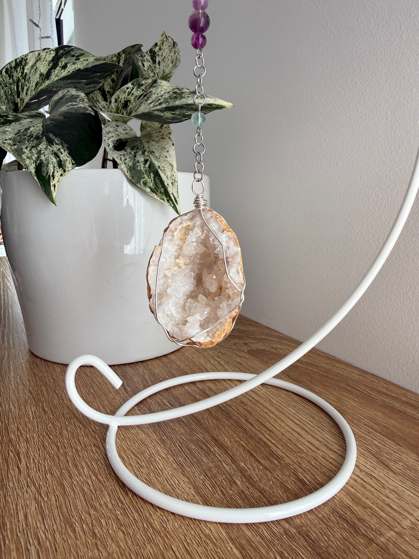 Quartz Geode Wrapped Hanger Stand