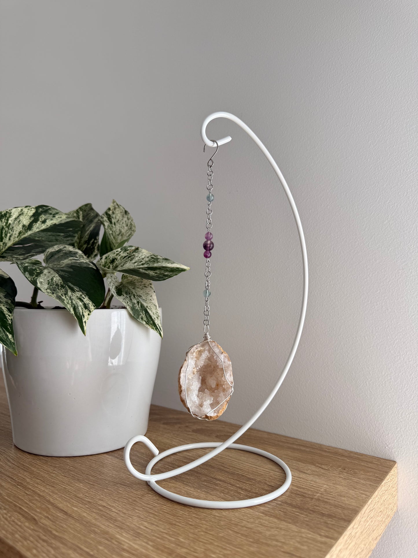 Quartz Geode Wrapped Hanger Stand