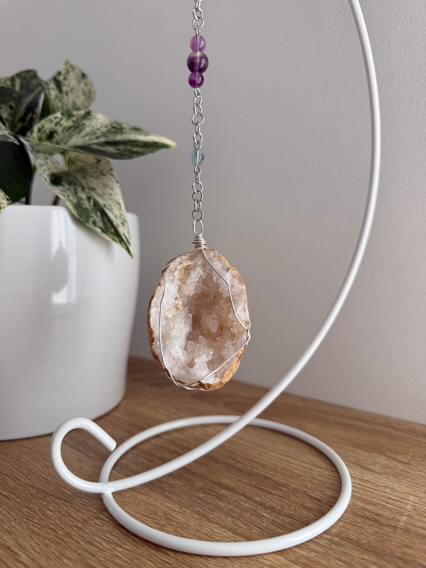 Quartz Geode Wrapped Hanger Stand